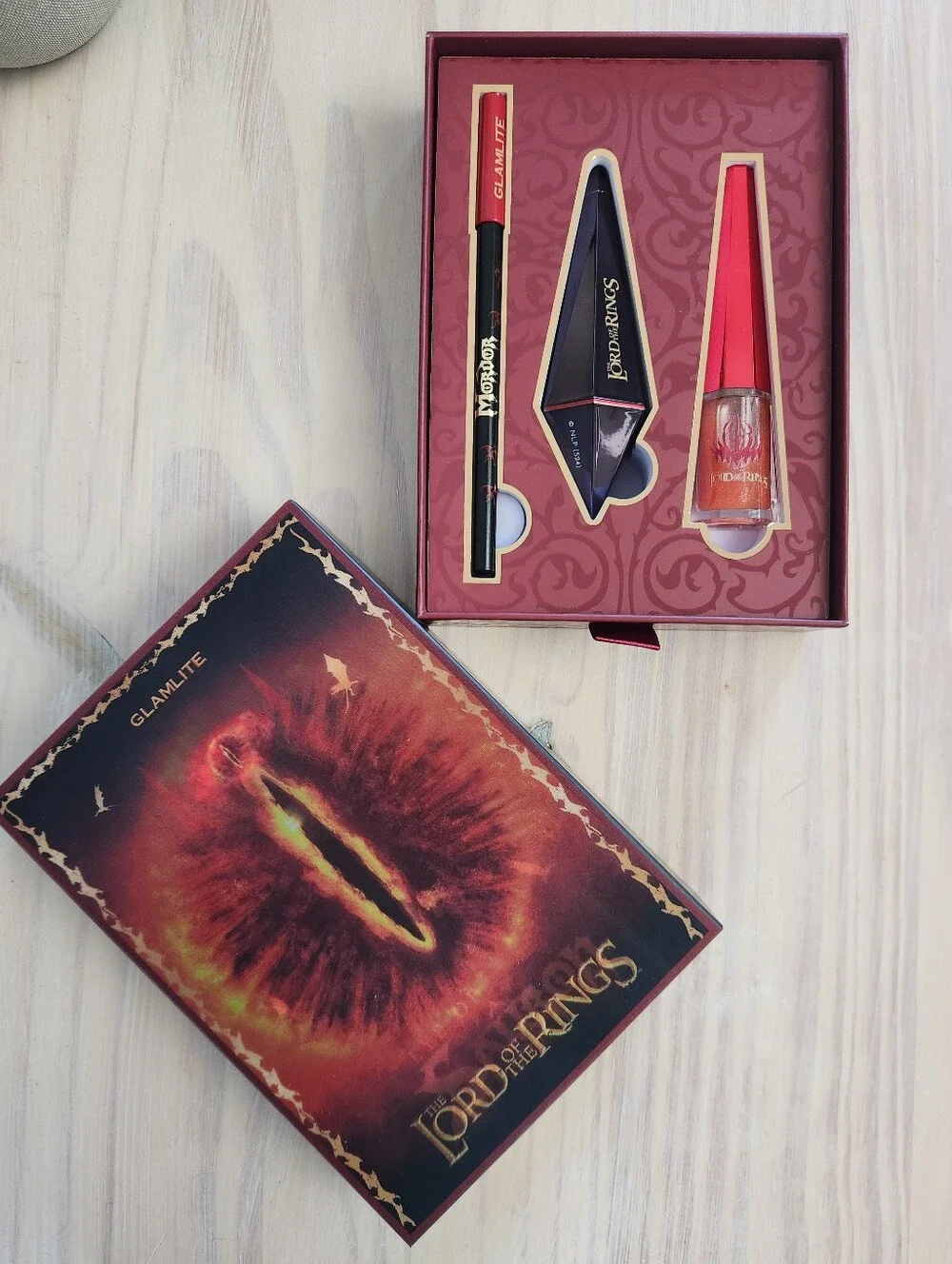 The Lord of the Rings x Glamlite Eye of Sauron Lip Kit Gloss Lipstick